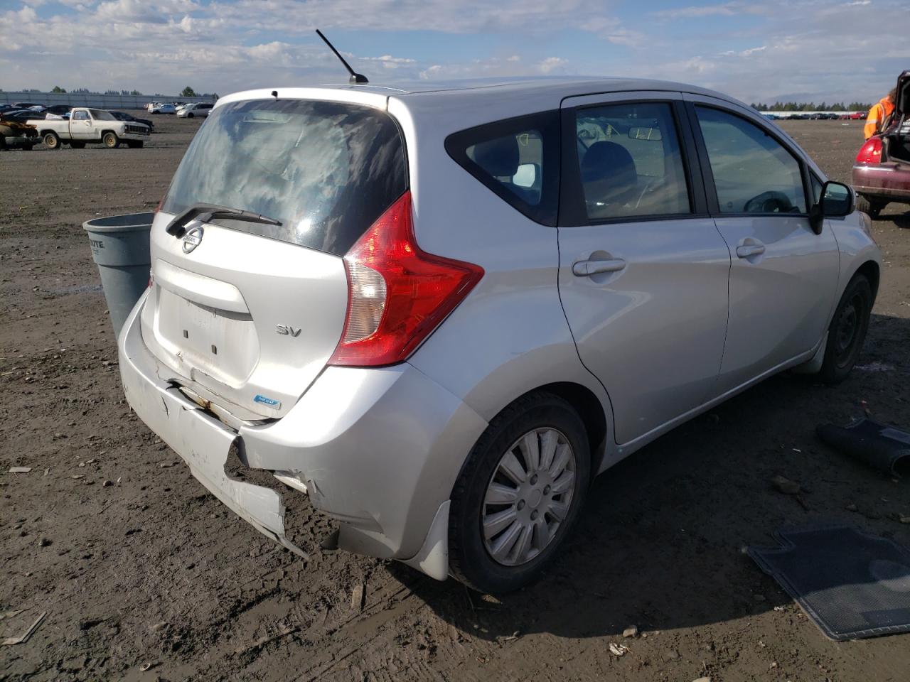 Photo 4 from auction – 2014 NISSAN VERSA NOTE with VIN 3N1CE2CP2EL376182
