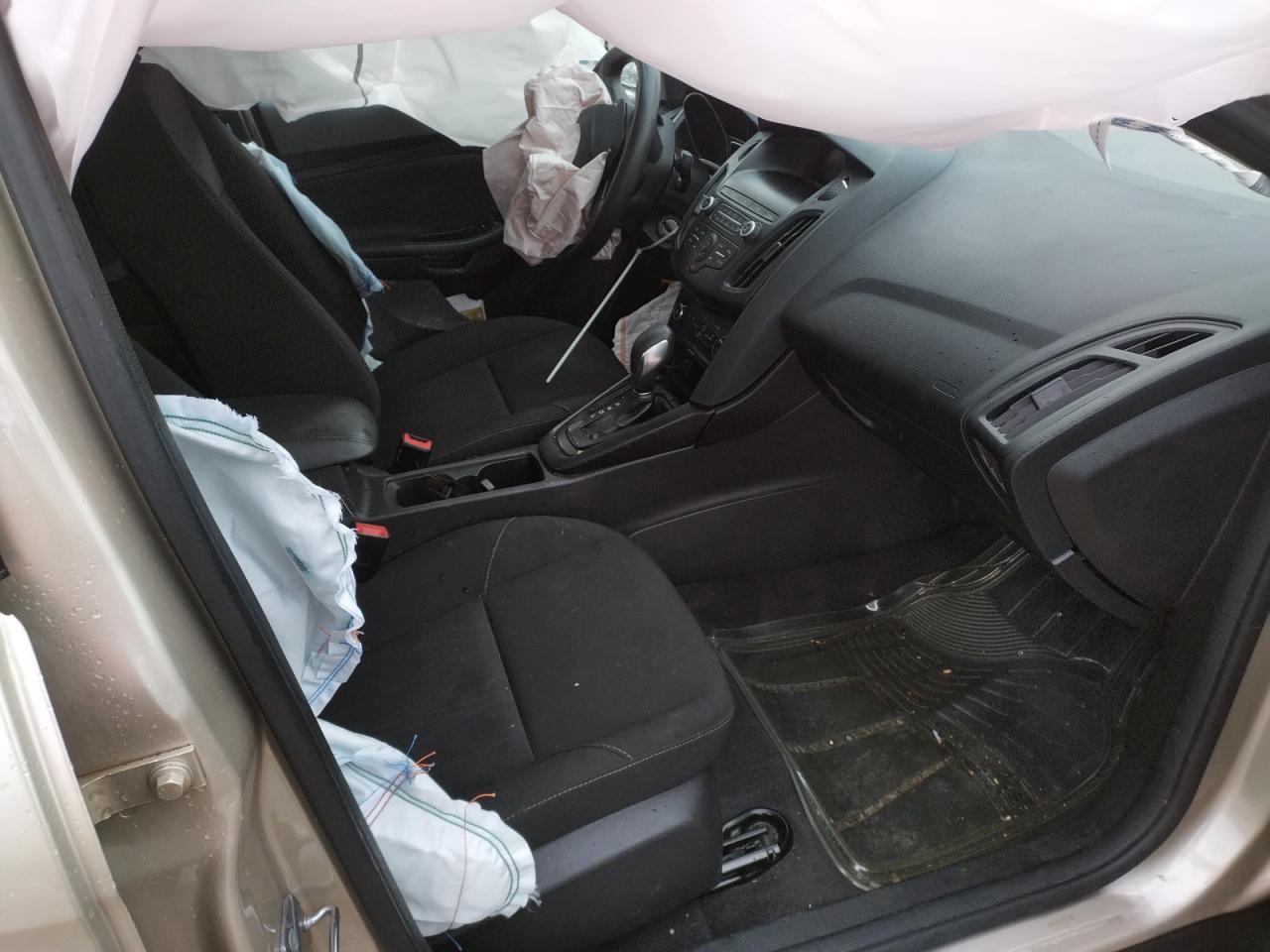 Photo 5 from auction – 2018 FORD FOCUS SE with VIN 1FADP3F26JL299457