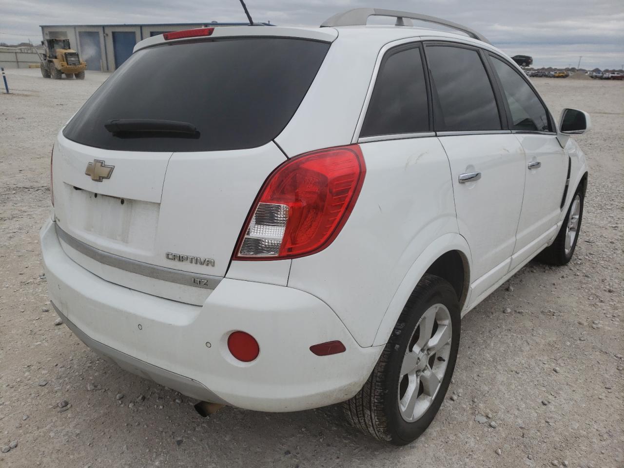 Photo 4 from auction – 2013 CHEVROLET CAPTIVA with VIN 3GNAL4EKXDS616159