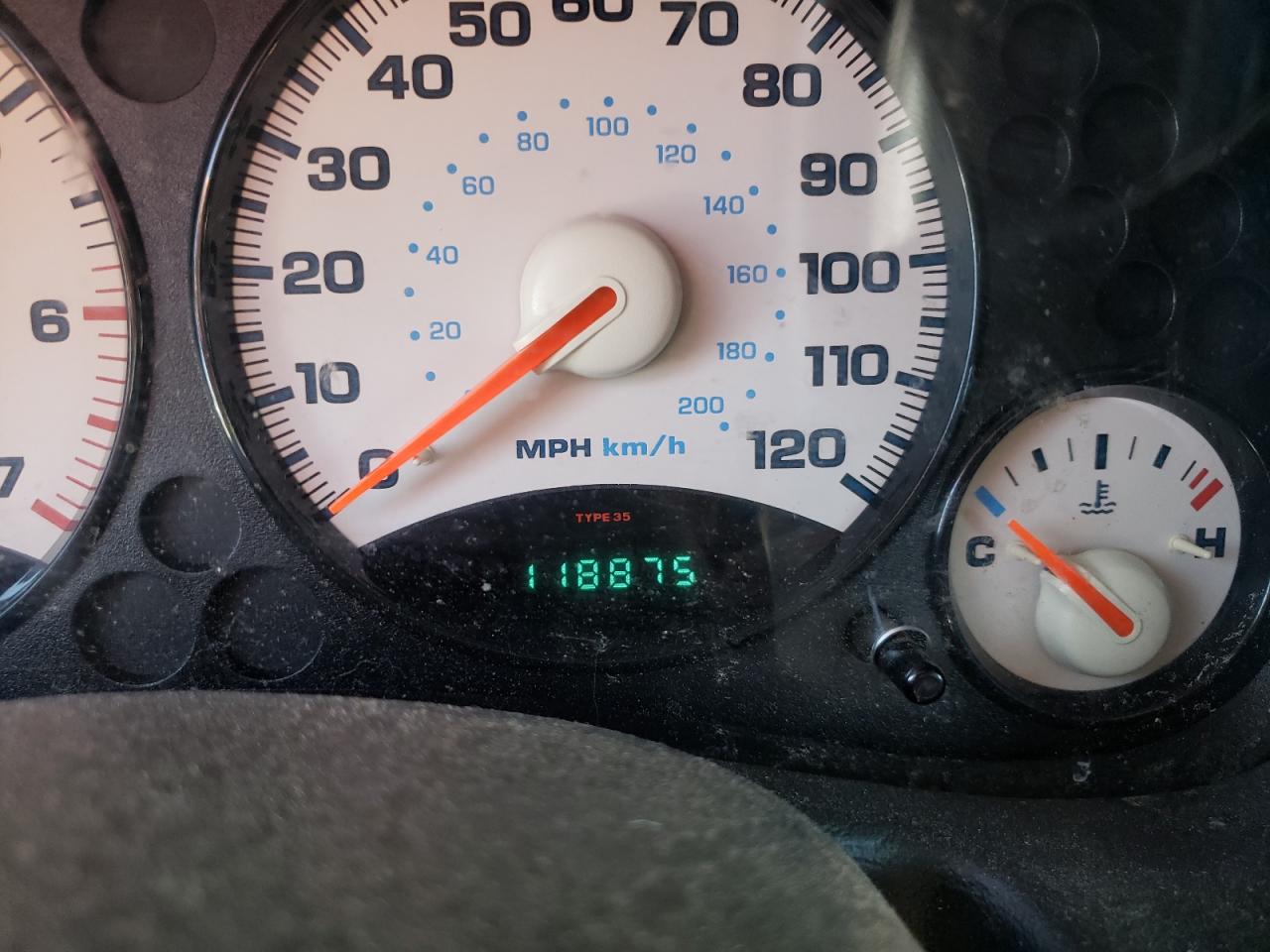 Photo 8 from auction – 2002 JEEP LIBERTY SP with VIN 1J4GL48K72W242992