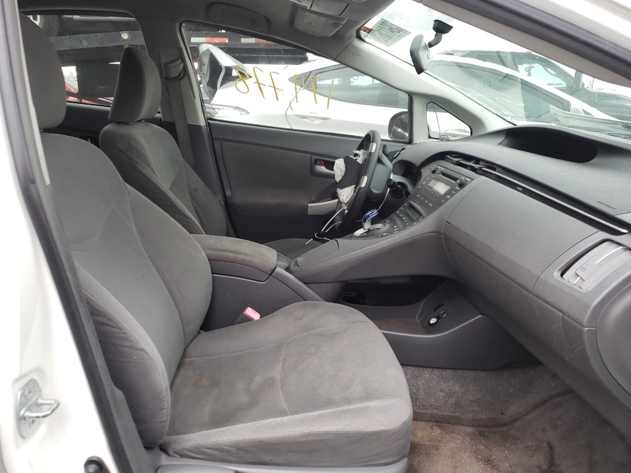 Photo 5 from auction – 2010 TOYOTA PRIUS with VIN JTDKN3DU3A5112689
