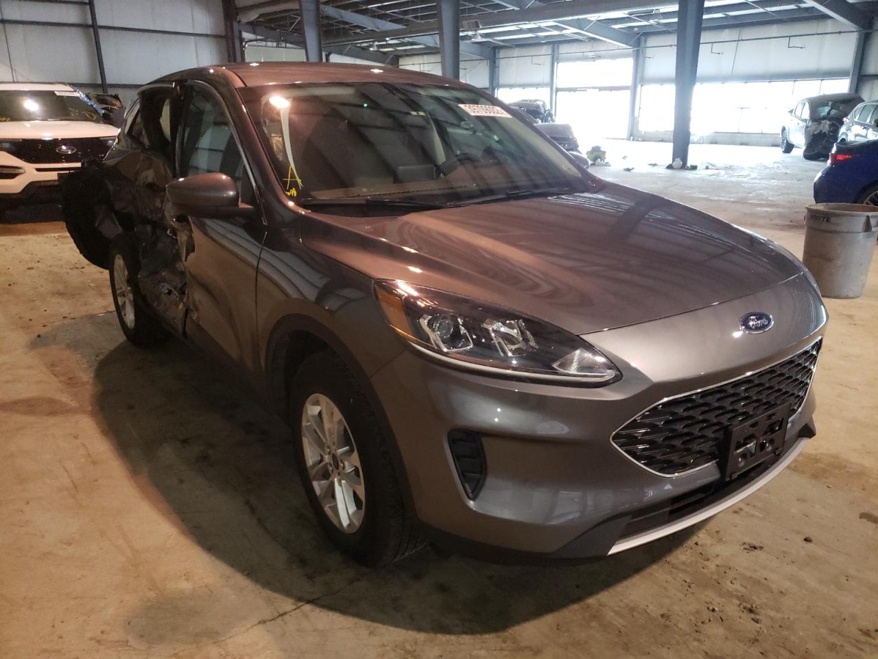 Photo 1 from auction – 2021 FORD ESCAPE SE with VIN 1FMCU9BZXMUB13496