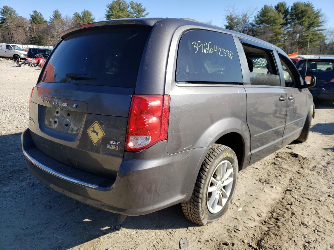 Photo 4 from auction – 2015 DODGE GRAND CARA with VIN 2C4RDGCG6FR631363