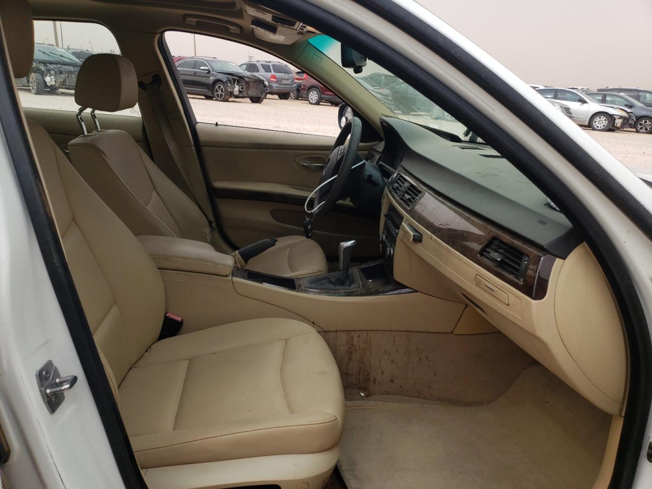 Photo 5 from auction – 2009 BMW 328 I with VIN WBAPH73589A170909