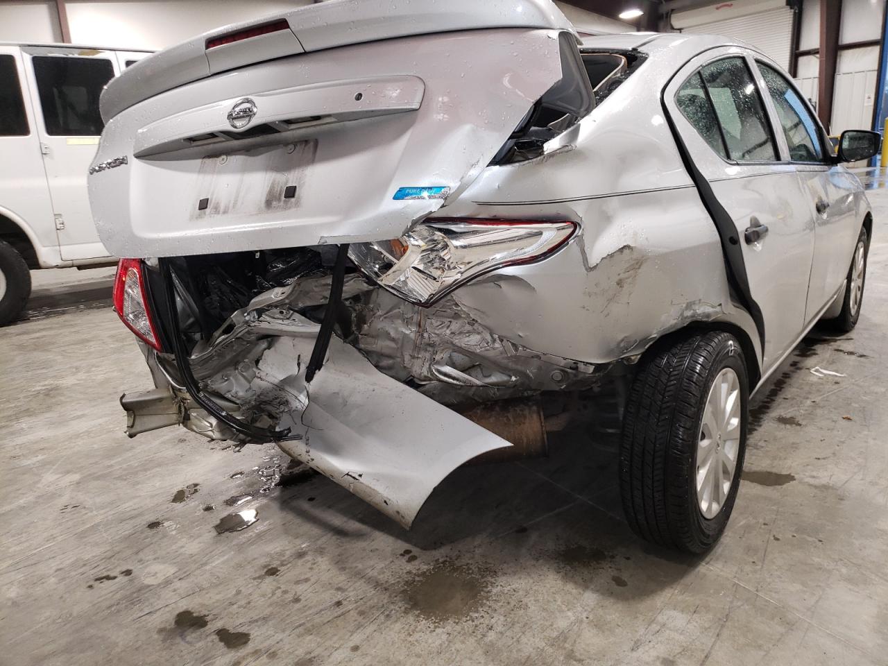 Photo 9 from auction – 2016 NISSAN VERSA with VIN 3N1CN7AP9GL862684