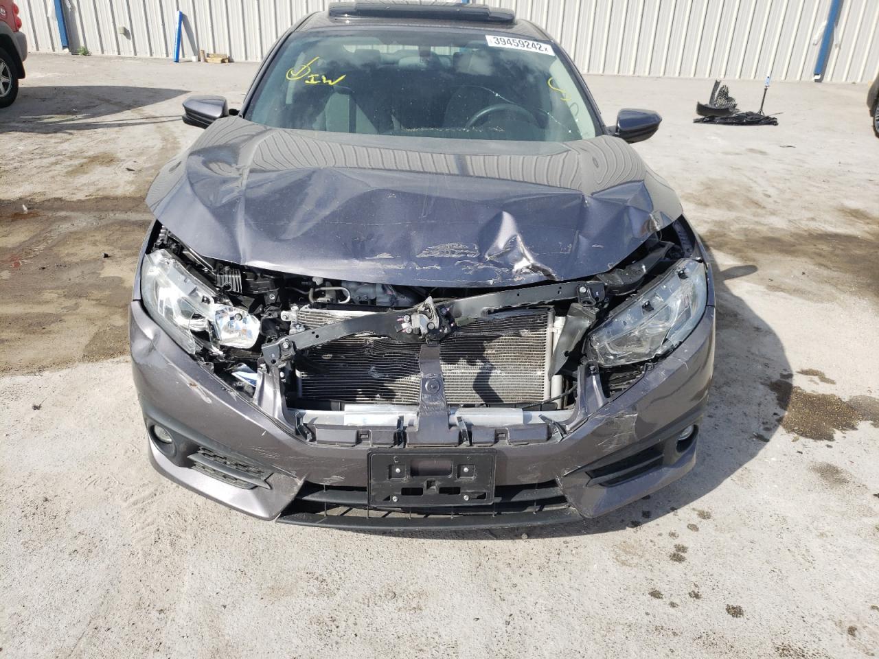 Photo 9 from auction – 2017 HONDA CIVIC EX with VIN 19XFC1F3XHE016363