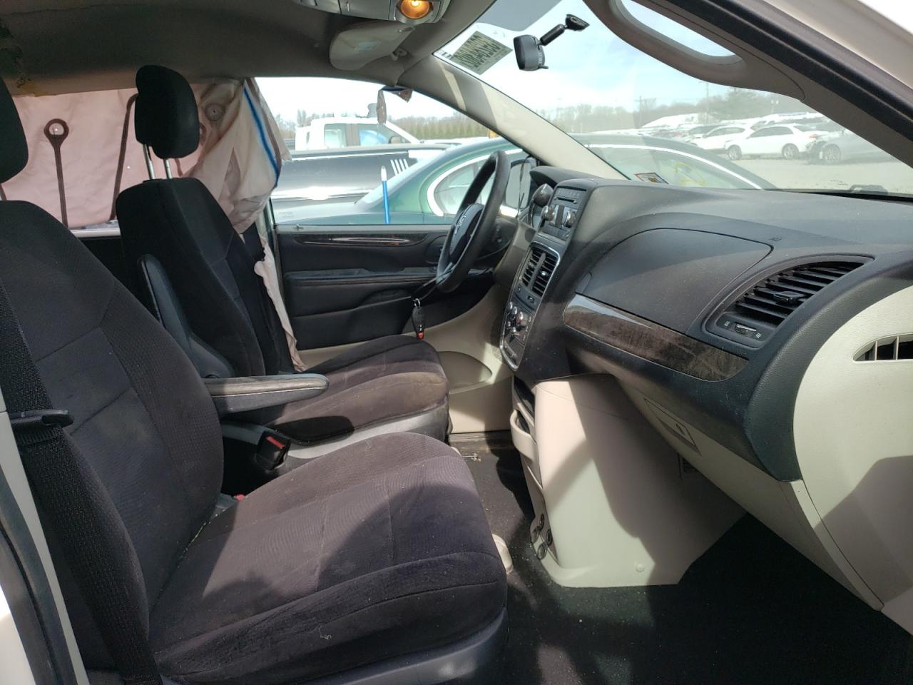 Photo 5 from auction – 2011 DODGE GRAND CARA with VIN 2D4RN4DG8BR603023