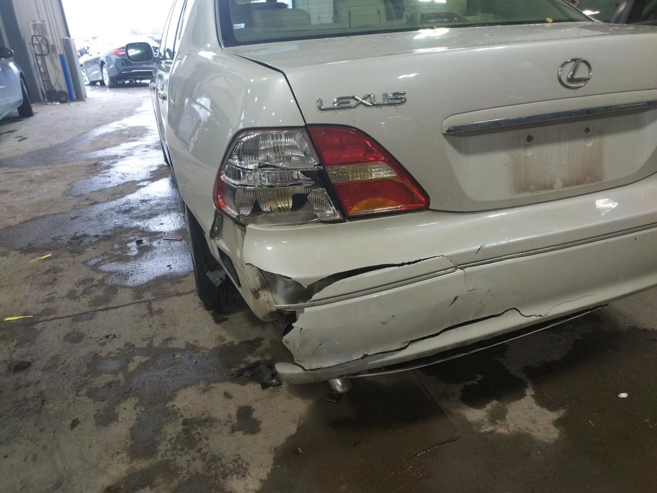 Photo 9 from auction – 2003 LEXUS LS 430 with VIN JTHBN30F530113543