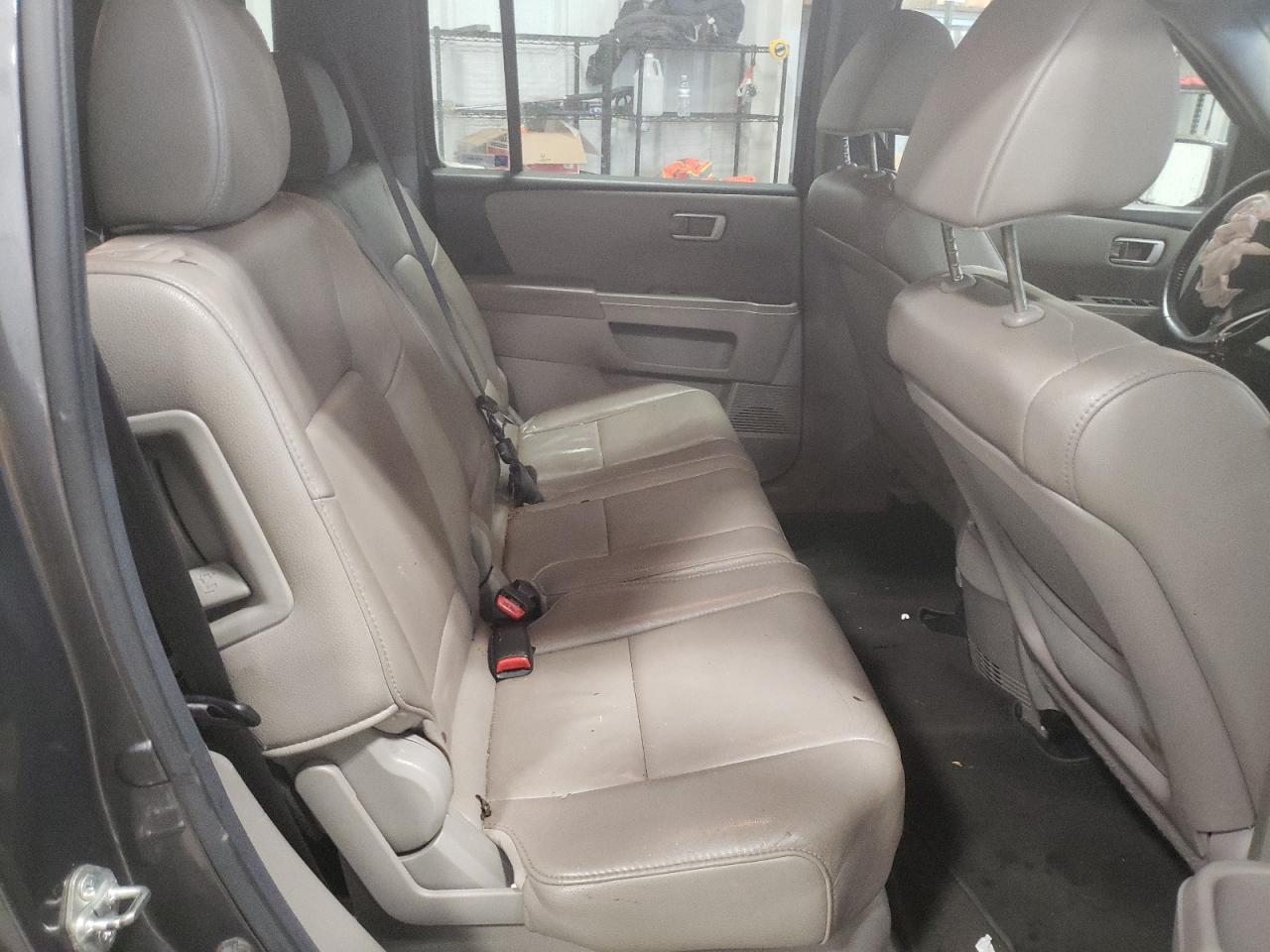 Photo 6 from auction – 2012 HONDA PILOT EXL with VIN 5FNYF4H59CB082843