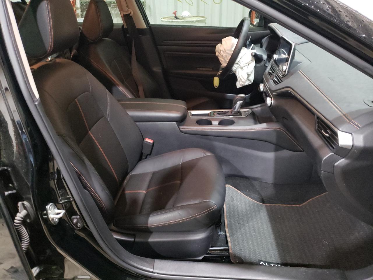 Photo 5 from auction – 2020 NISSAN ALTIMA SR with VIN 1N4BL4CV3LC158890