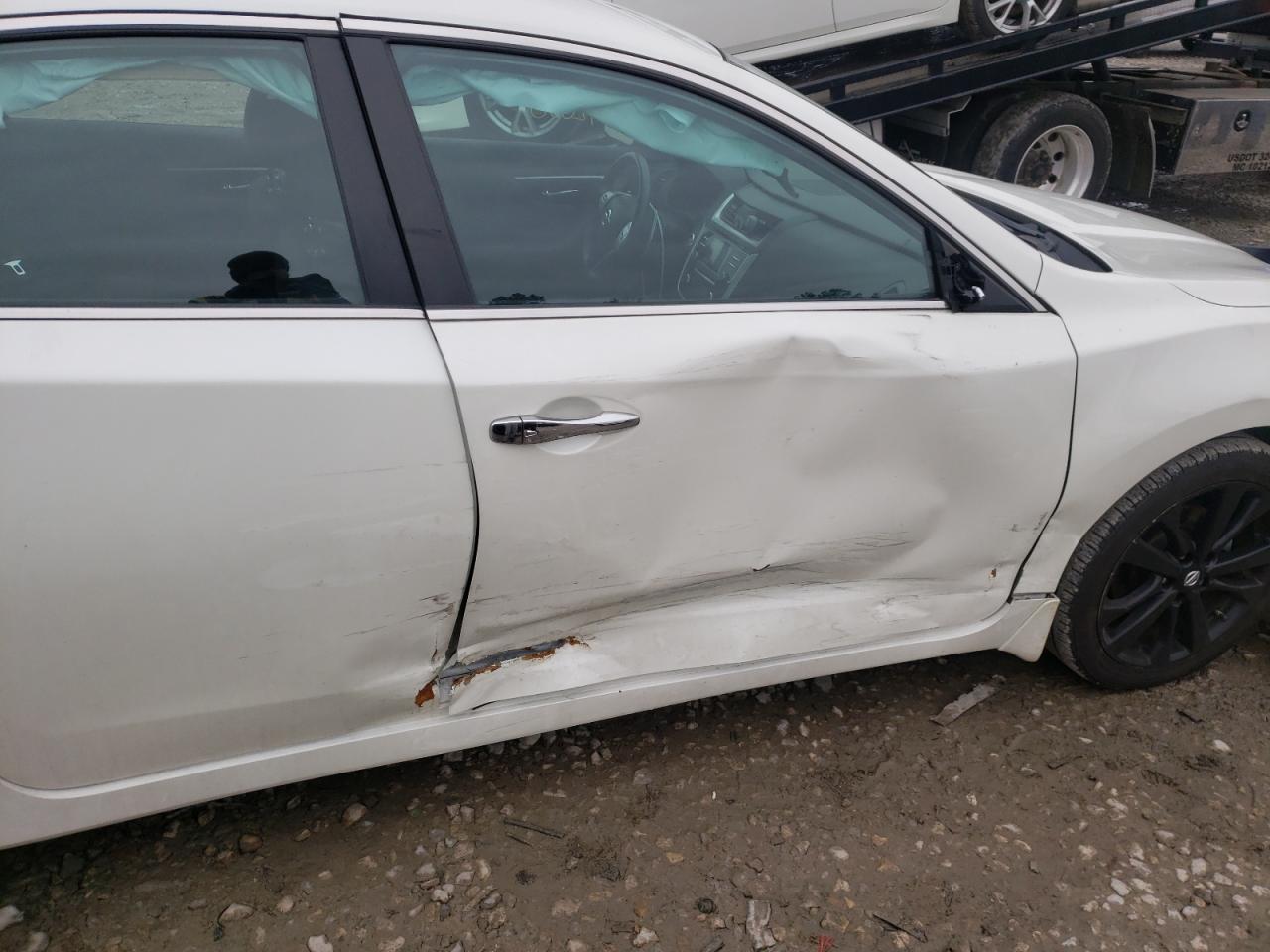 Photo 9 from auction – 2017 NISSAN ALTIMA 2.5 with VIN 1N4AL3AP7HC274238