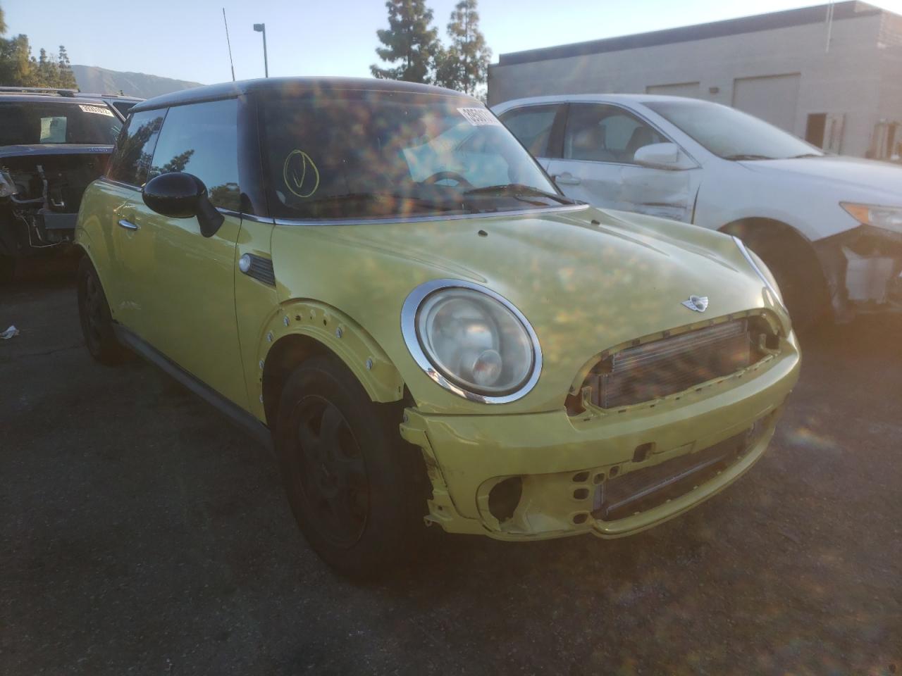 MINI COOPER 2010 with VIN WMWMF3C52ATZ65951 - Photo from auction