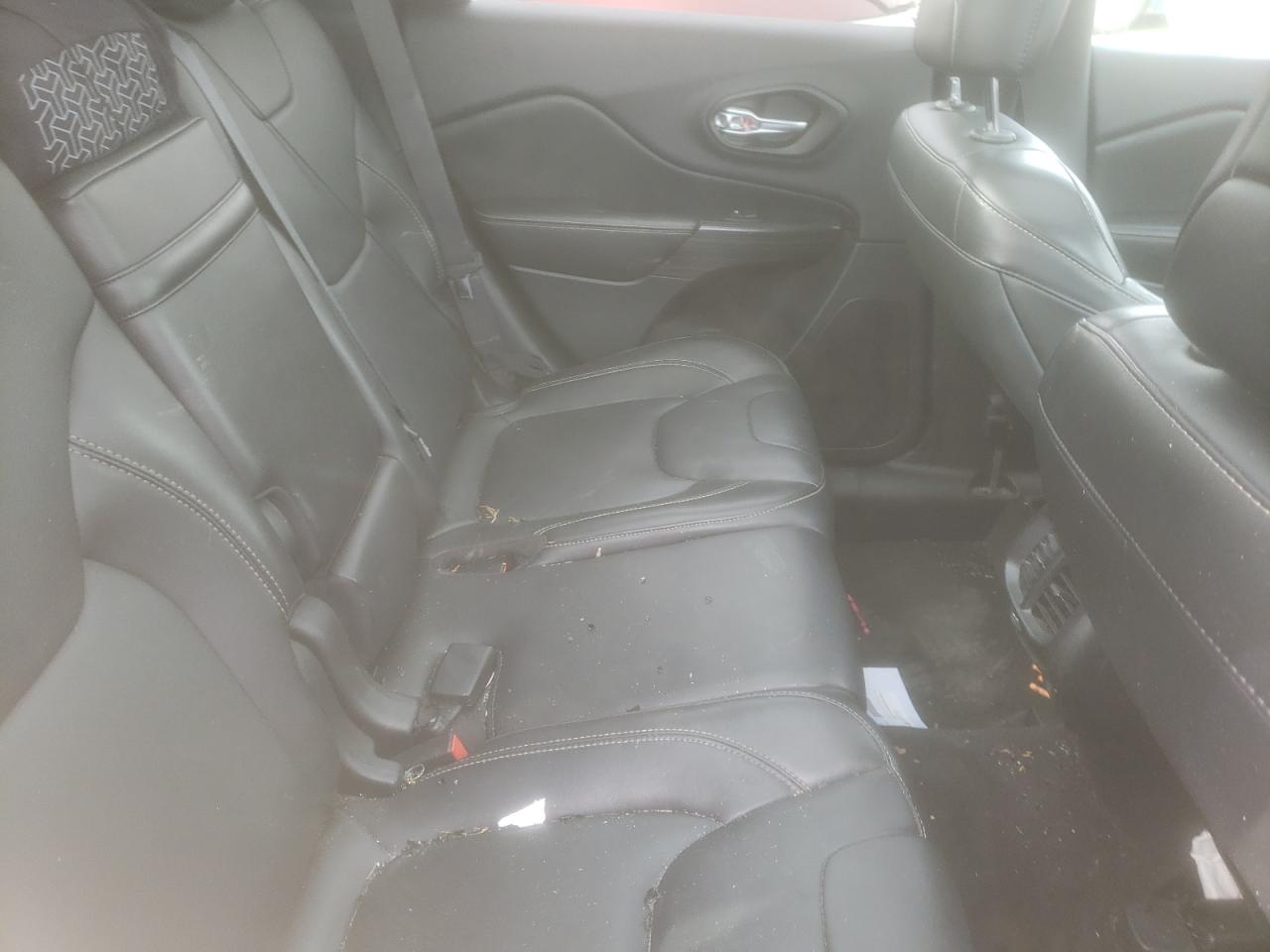 Photo 6 from auction – 2016 JEEP CHEROKEE L with VIN 1C4PJLDSXGW149595