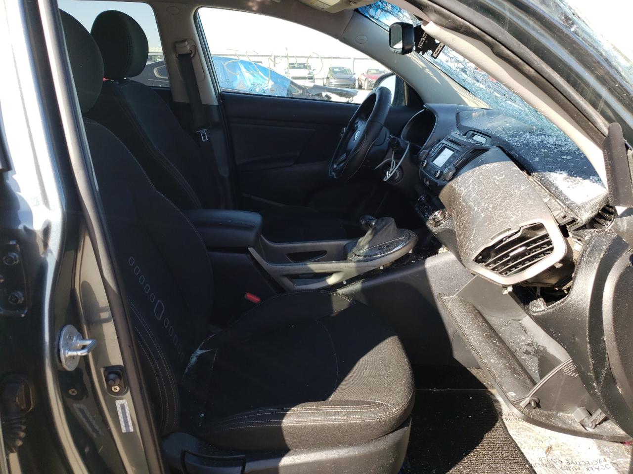 Photo 5 from auction – 2014 KIA SPORTAGE E with VIN KNDPCCAC9E7558332
