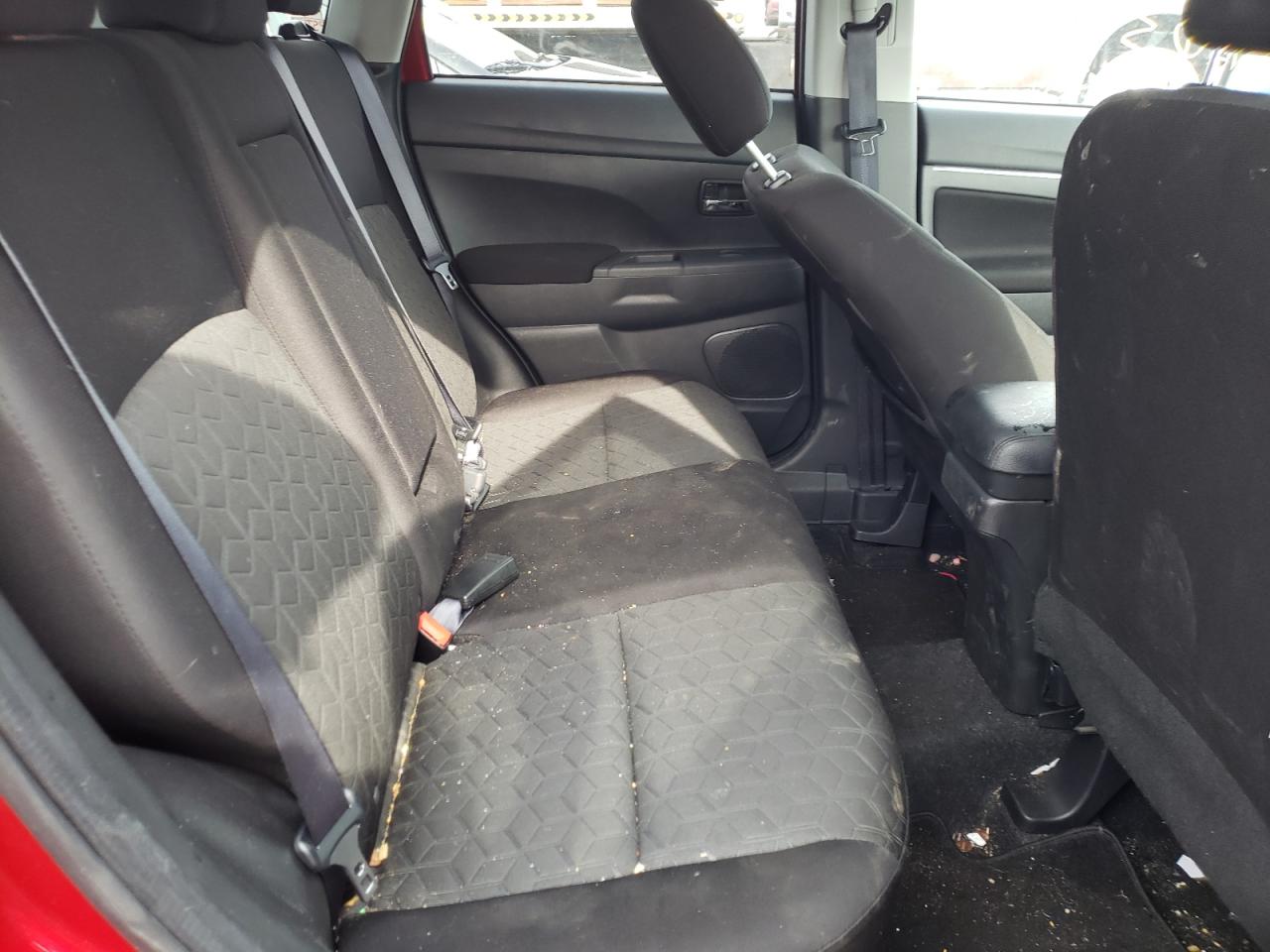 Photo 6 from auction – 2021 MITSUBISHI OUTLANDER with VIN JA4APUAU8MU001365
