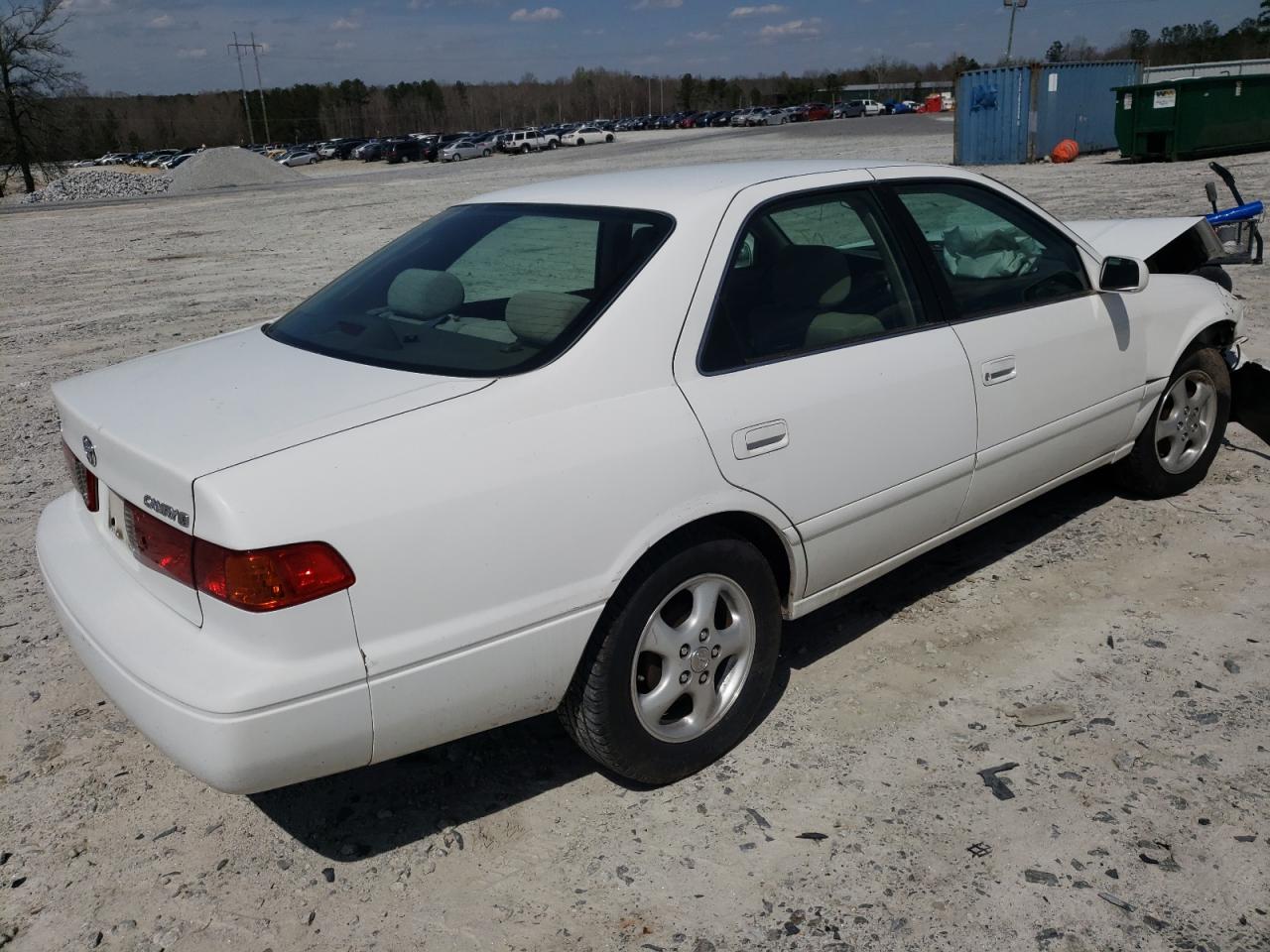 Photo 4 from auction – 2000 TOYOTA CAMRY CE with VIN 4T1BG22K8YU980480