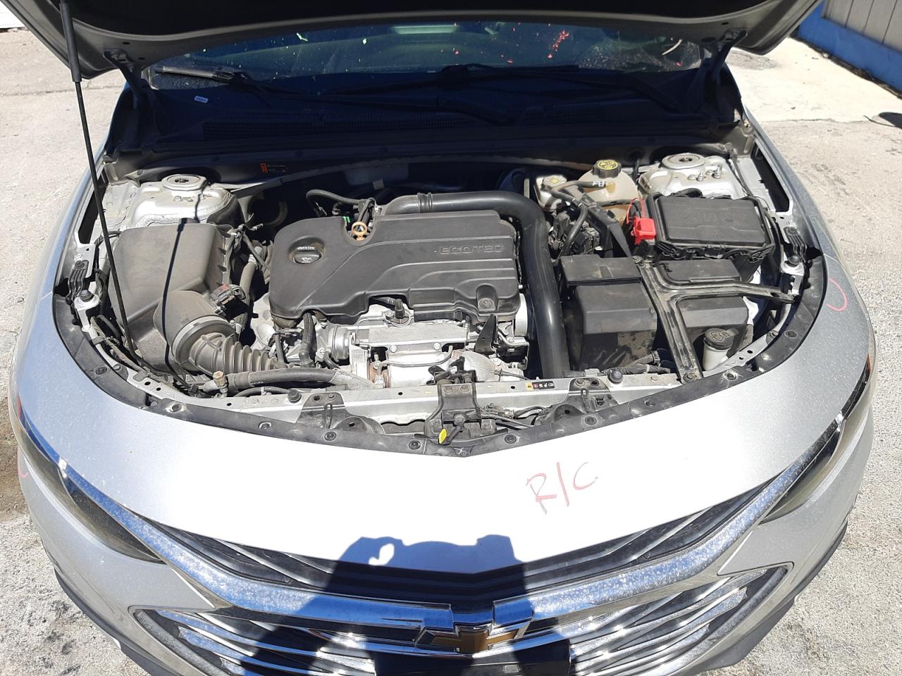 Photo 7 from auction – 2019 CHEVROLET MALIBU LT with VIN 1G1ZD5ST6KF106932