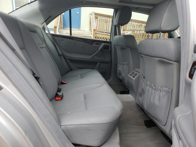 Photo 6 from auction – 2002 MERCEDES-BENZ E 320 4MAT with VIN WDBJF82J22X061964