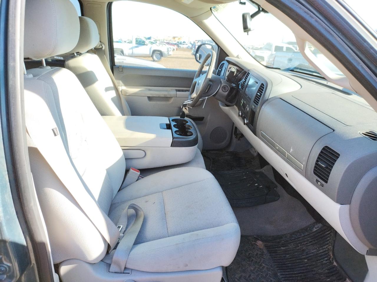 Photo 5 from auction – 2013 CHEVROLET SILVERADO with VIN 3GCPCSE07DG378831