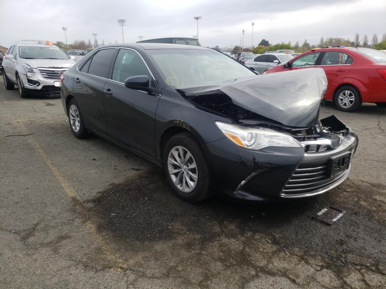 TOYOTA CAMRY LE 2015 with VIN 4T1BF1FK3FU108518 - Photo from auction