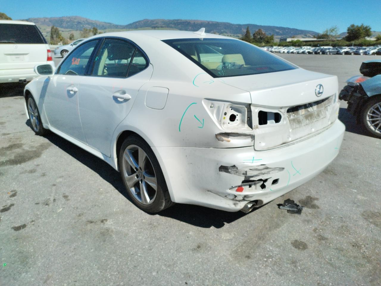 Photo 3 from auction – 2013 LEXUS IS 250 with VIN JTHBF5C29D5191846
