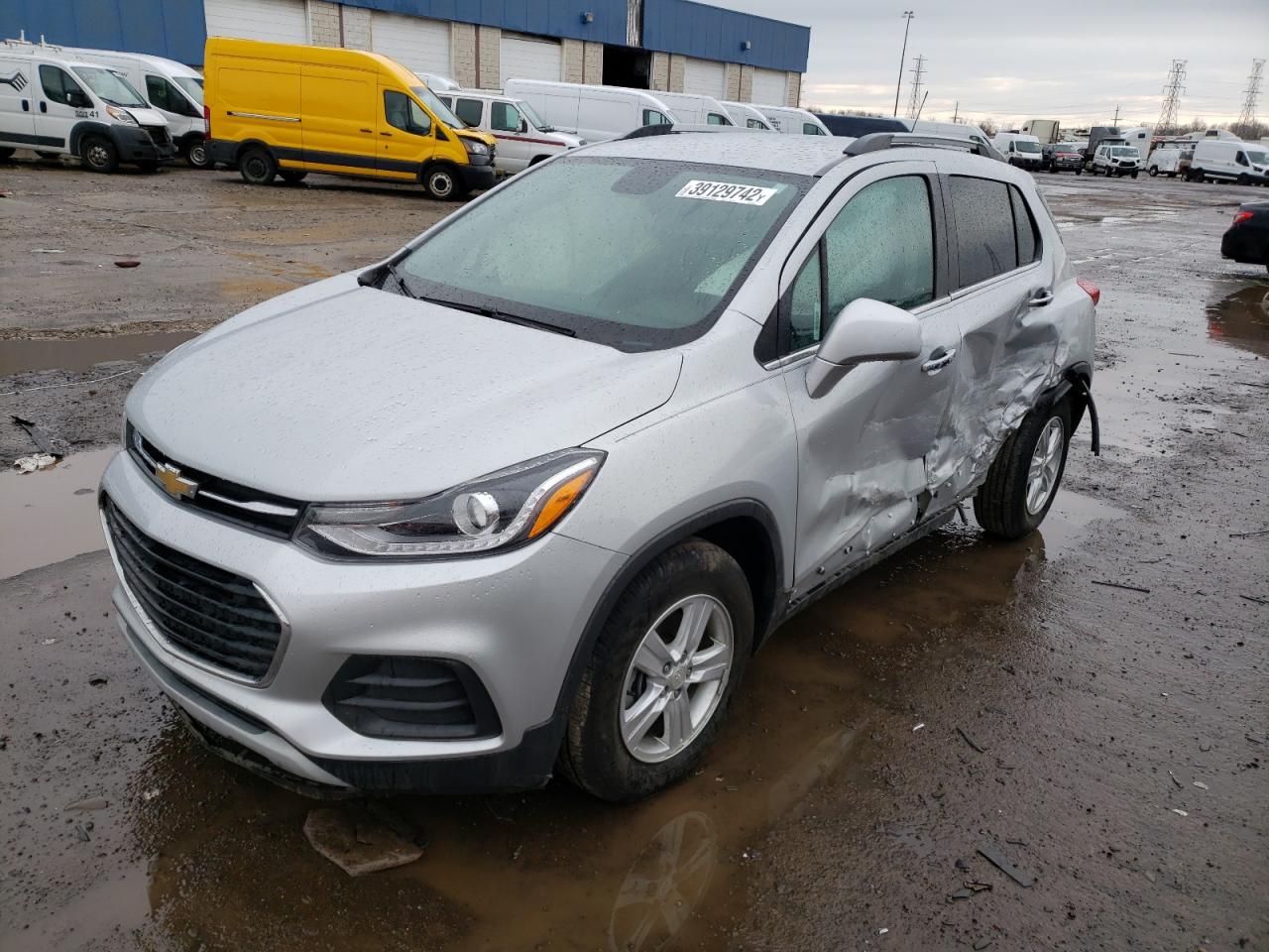 Photo 2 from auction – 2019 CHEVROLET TRAX 1LT with VIN 3GNCJLSB6KL323251