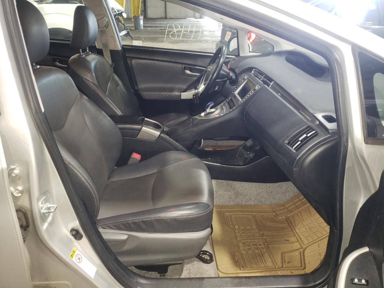 Photo 5 from auction – 2012 TOYOTA PRIUS PLUG with VIN JTDKN3DP3C3010639