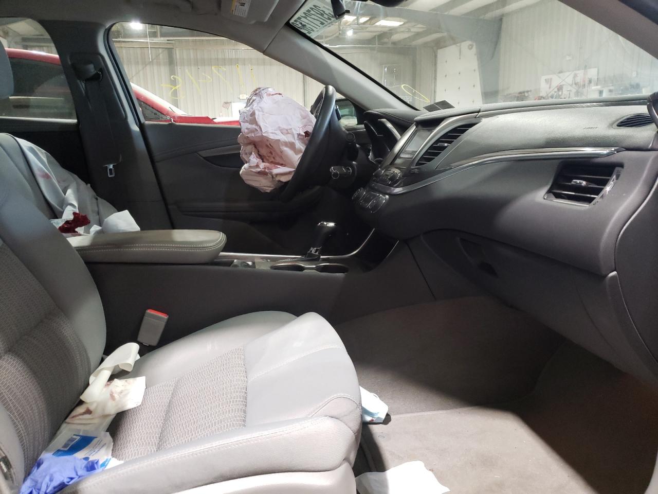 Photo 5 from auction – 2017 CHEVROLET IMPALA LS with VIN 2G11Z5SA6H9194024