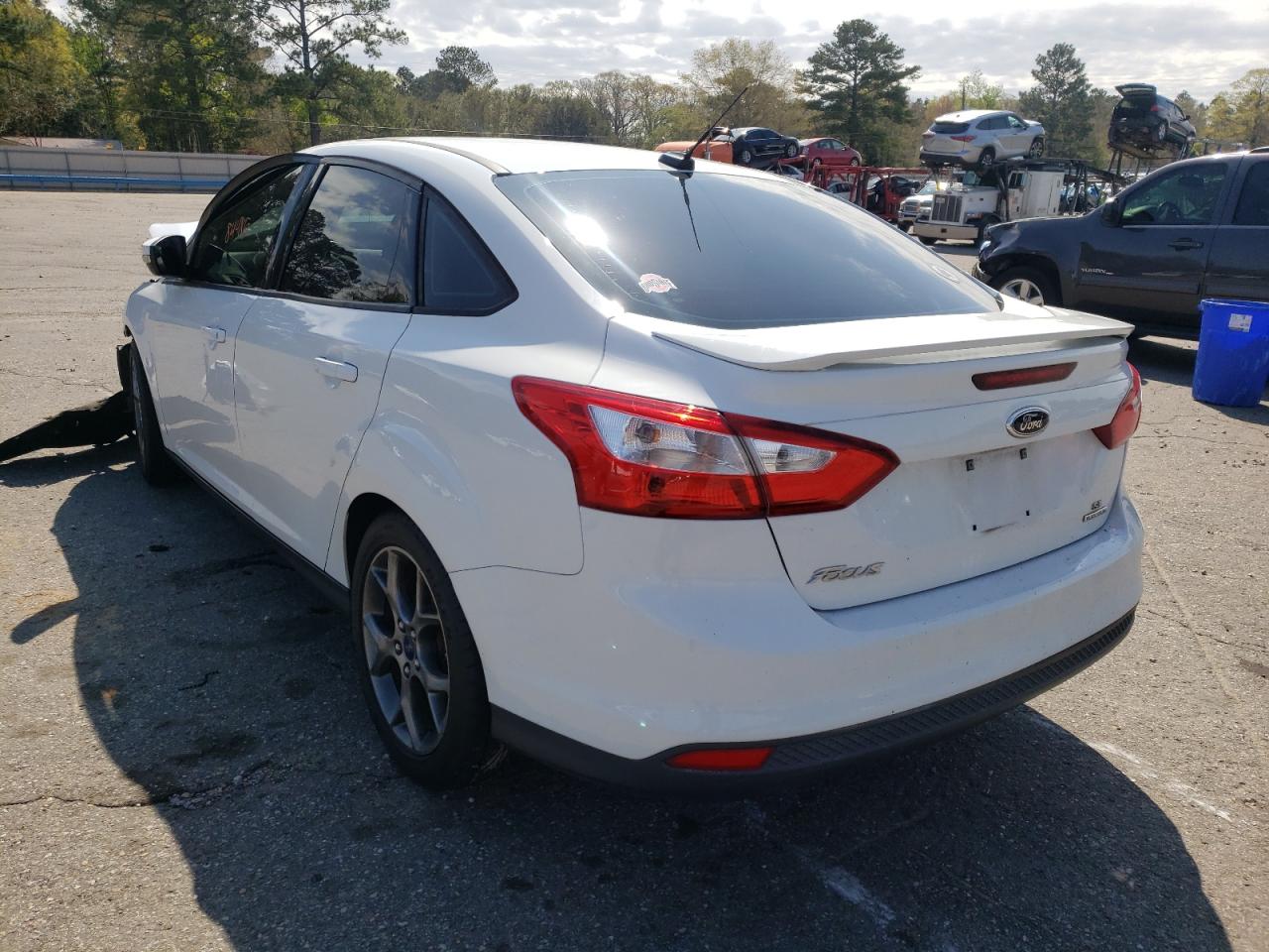 Photo 3 from auction – 2014 FORD FOCUS SE with VIN 1FADP3F28EL272962