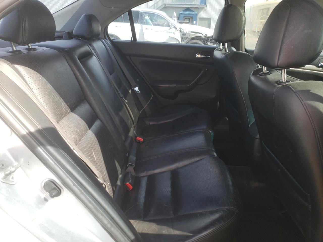 Photo 6 from auction – 2004 ACURA TSX with VIN JH4CL96874C803025