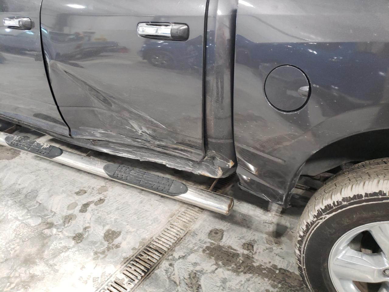 Photo 9 from auction – 2016 RAM 1500 SLT with VIN 3C6RR7LT6GG353156