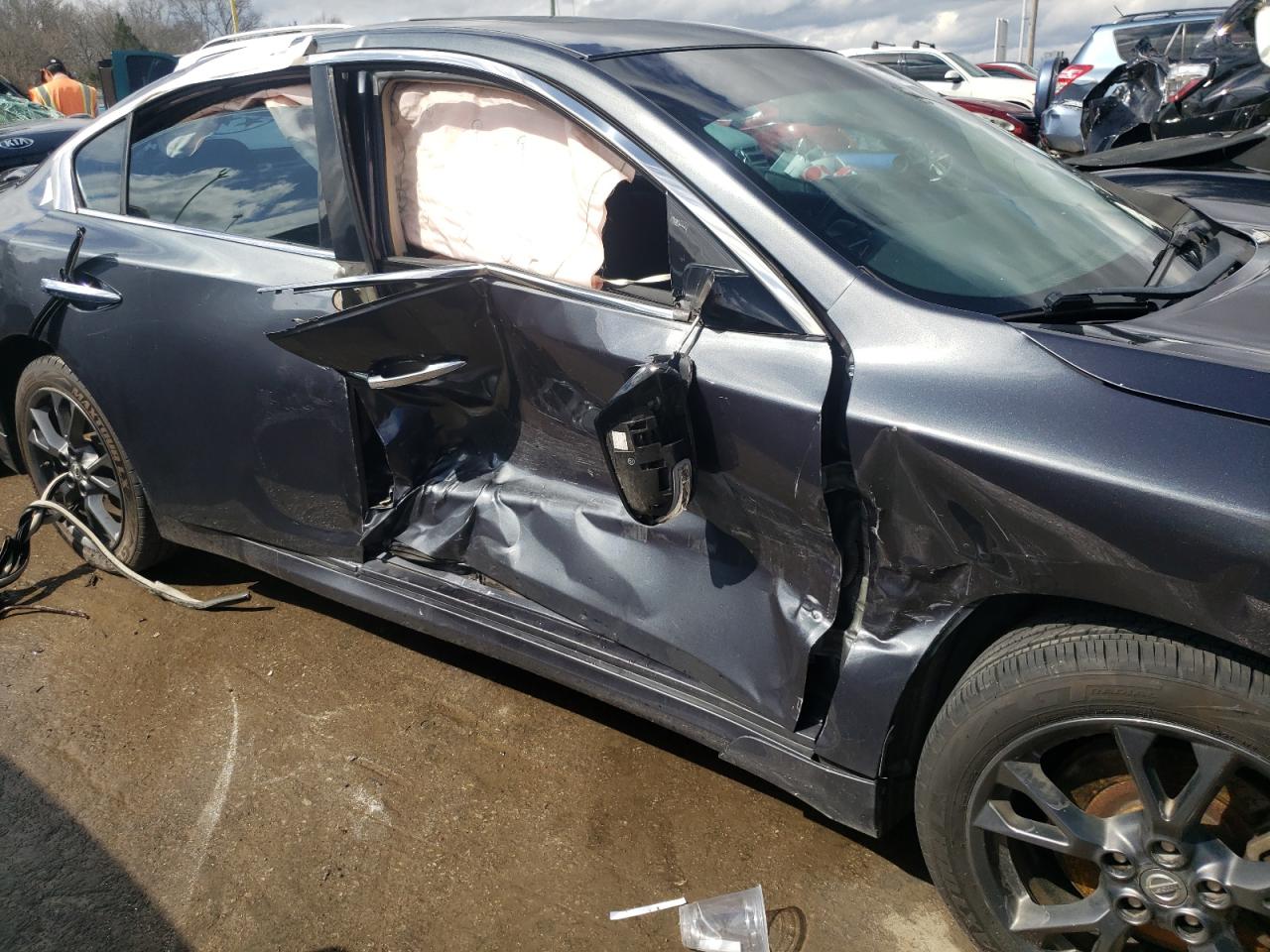 Photo 9 from auction – 2012 NISSAN MAXIMA S with VIN 1N4AA5AP8CC854026