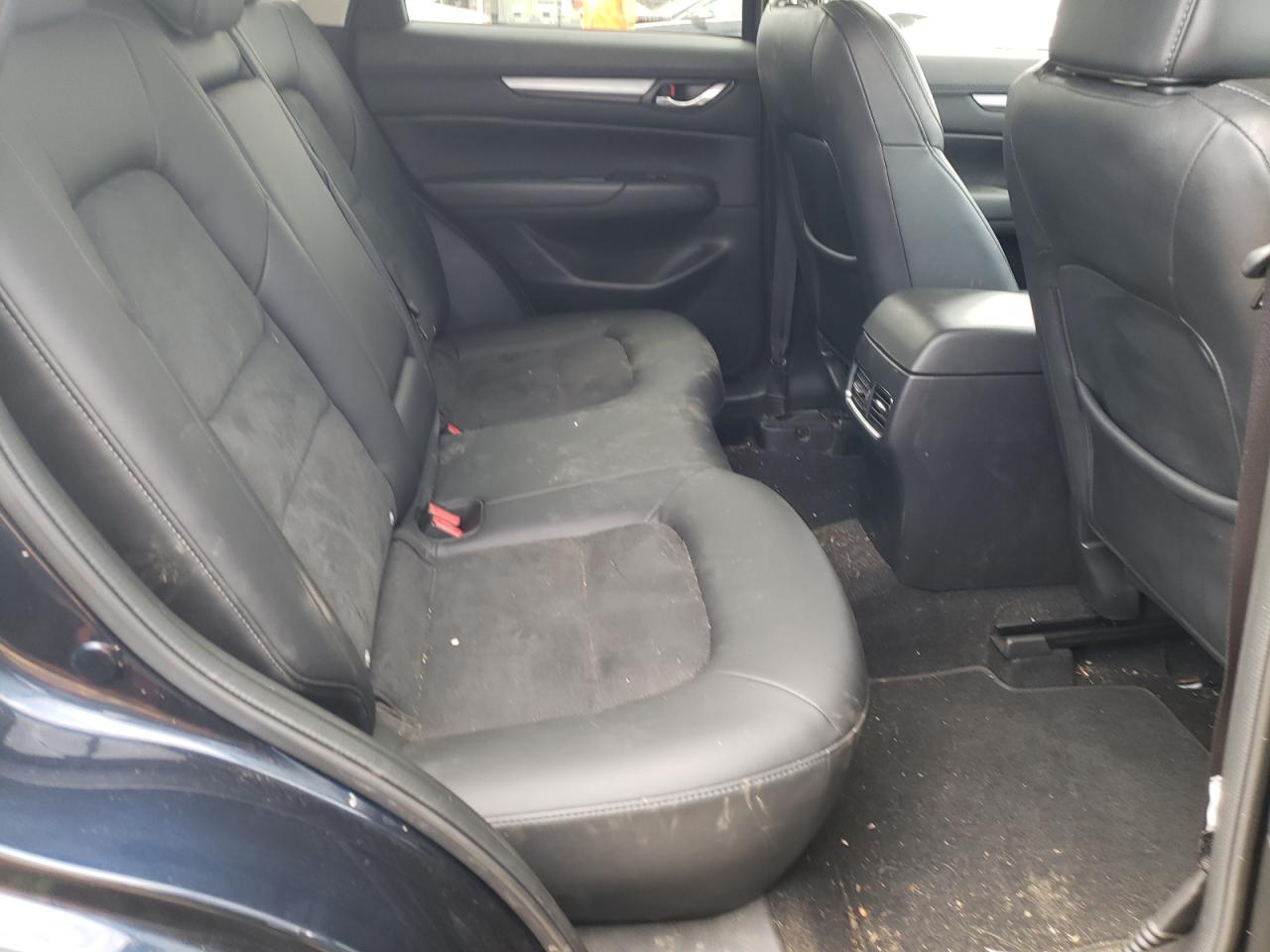 Photo 6 from auction – 2018 MAZDA CX-5 TOURI with VIN JM3KFACMXJ1441214