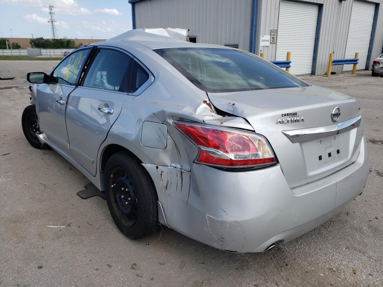 Photo 3 from auction – 2015 NISSAN ALTIMA 2.5 with VIN 1N4AL3AP3FC594959