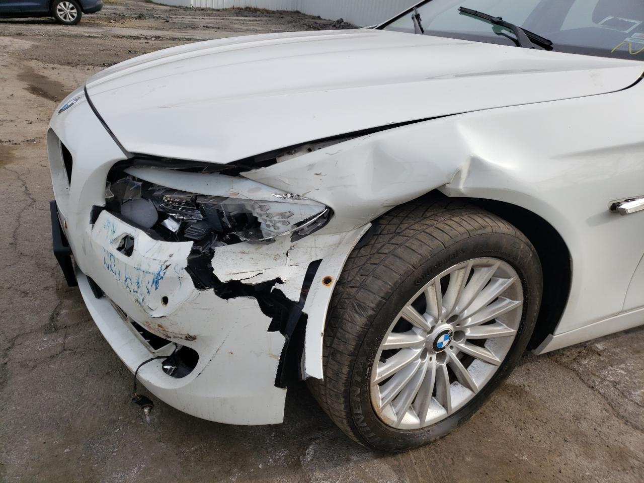 Photo 9 from auction – 2013 BMW 535 XI with VIN WBAFU7C55DDU67943
