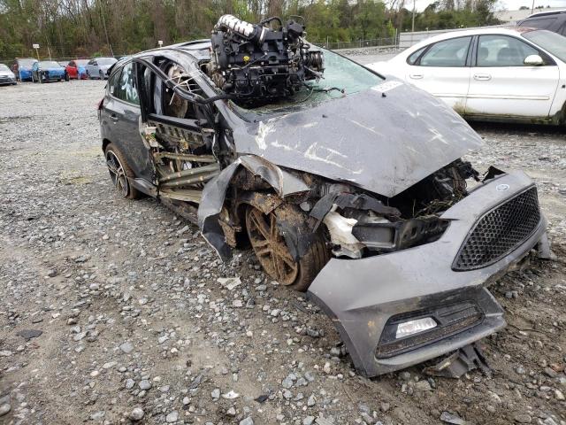 FORD FOCUS ST 2016 with VIN 1FADP3L91GL380490 - Photo from auction