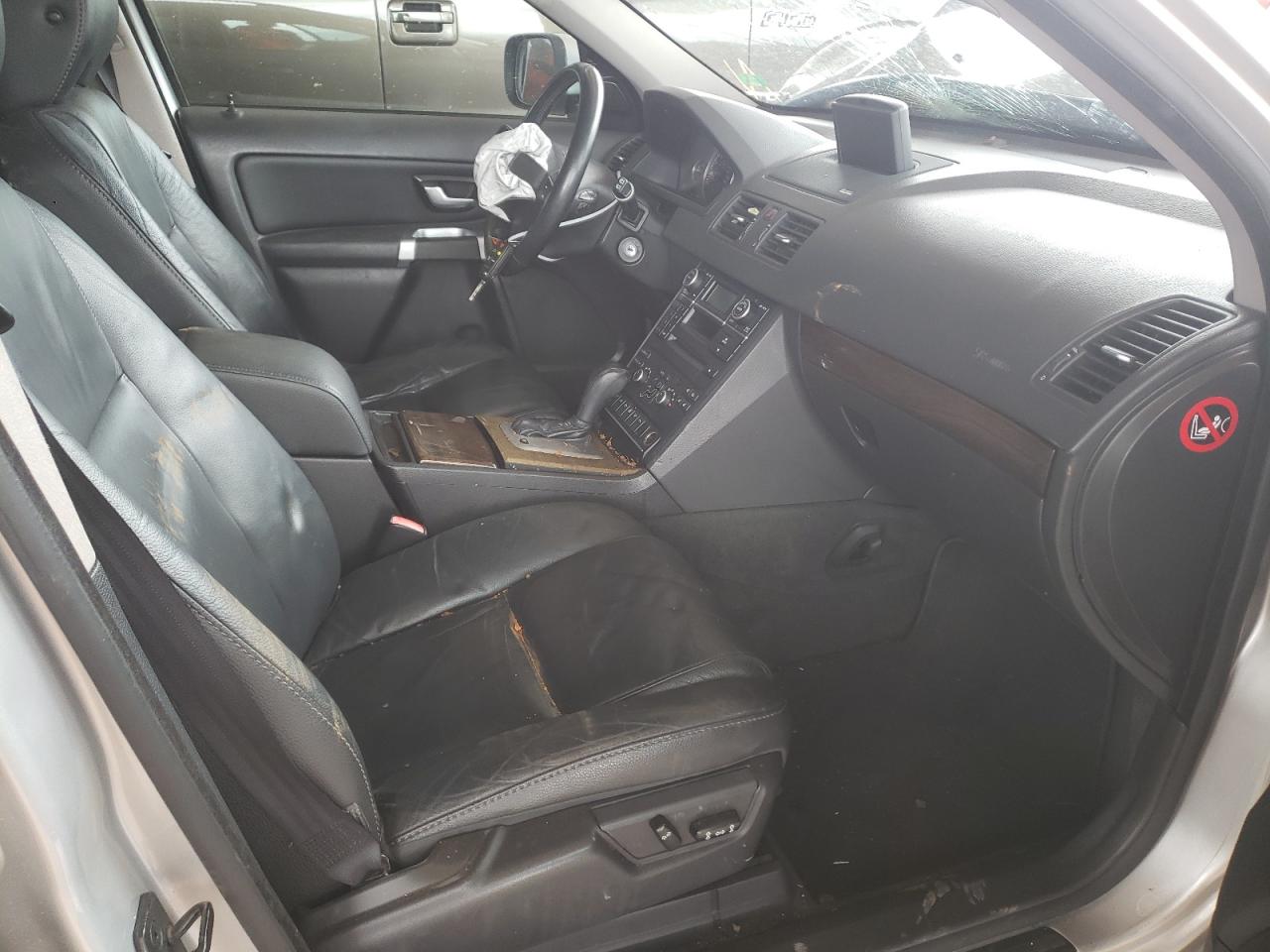 Photo 5 from auction – 2010 VOLVO XC90 3.2 with VIN YV4982CY2A1561984