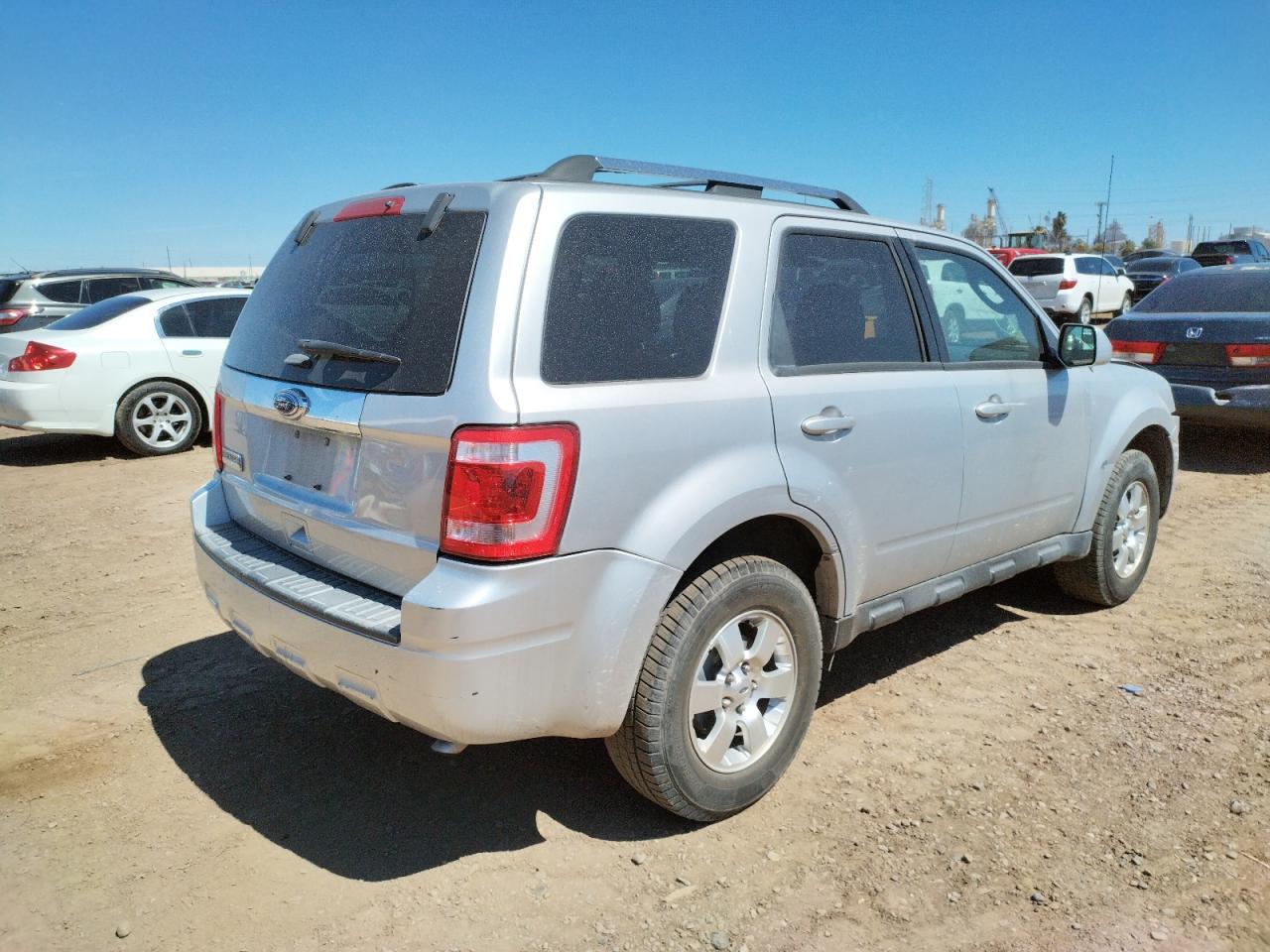 Photo 4 from auction – 2012 FORD ESCAPE LIM with VIN 1FMCU0E79CKC45603