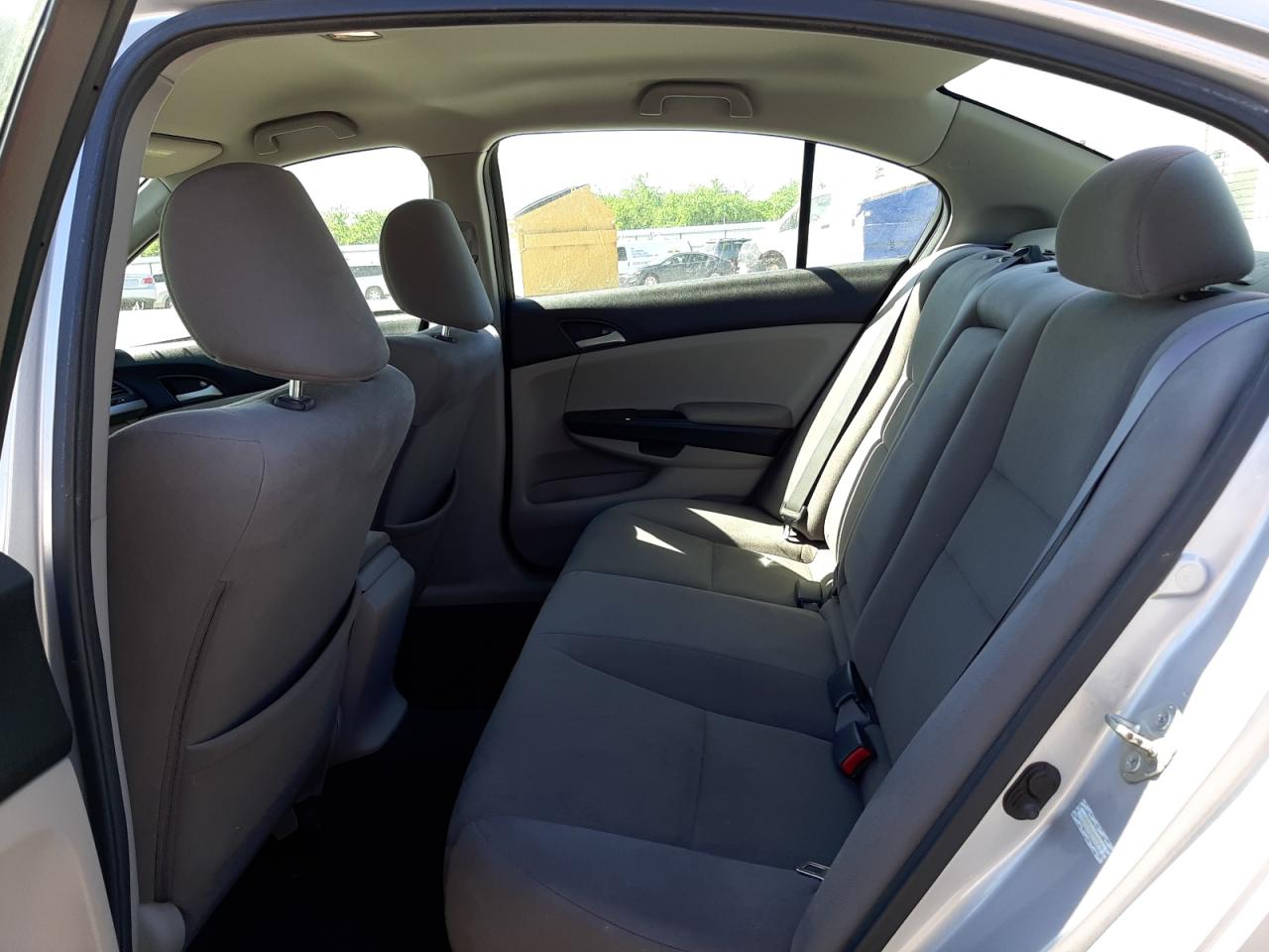 Photo 6 from auction – 2011 HONDA ACCORD LXP with VIN 1HGCP2F46BA005278