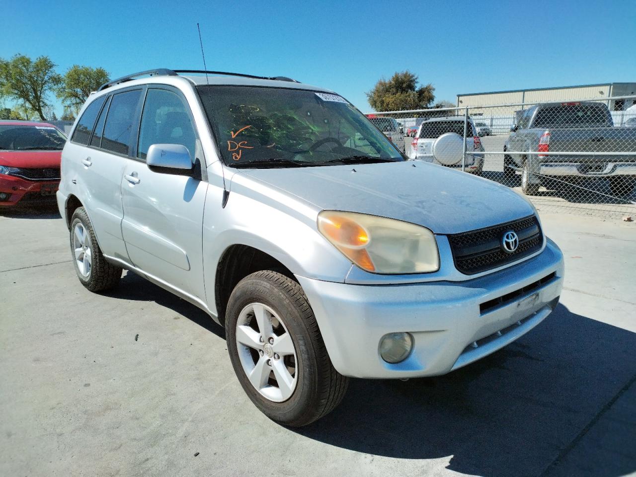 TOYOTA RAV4 2005 with VIN JTEHD20VX50057954 - Photo from auction