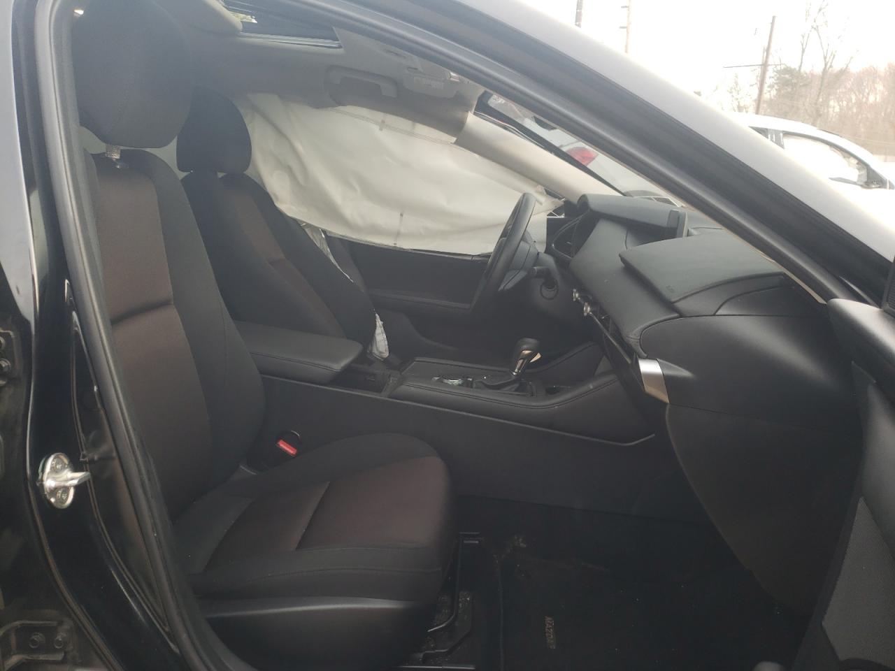 Photo 5 from auction – 2021 MAZDA 3 with VIN JM1BPAAL7M1307569