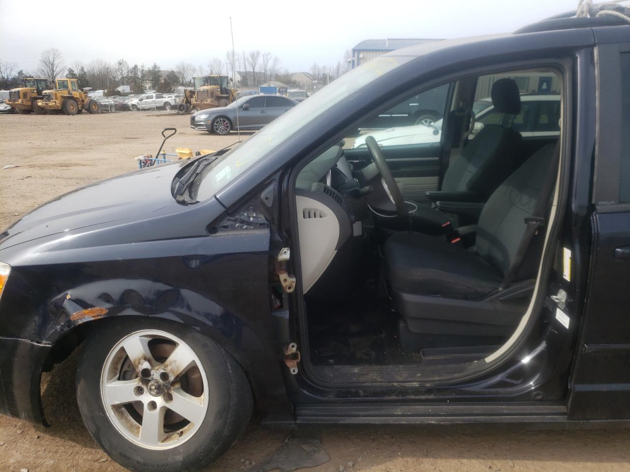 Foto 9 de la subasta – 2010 DODGE GRAND CARA con VIN 2D4RN4DE3AR195026