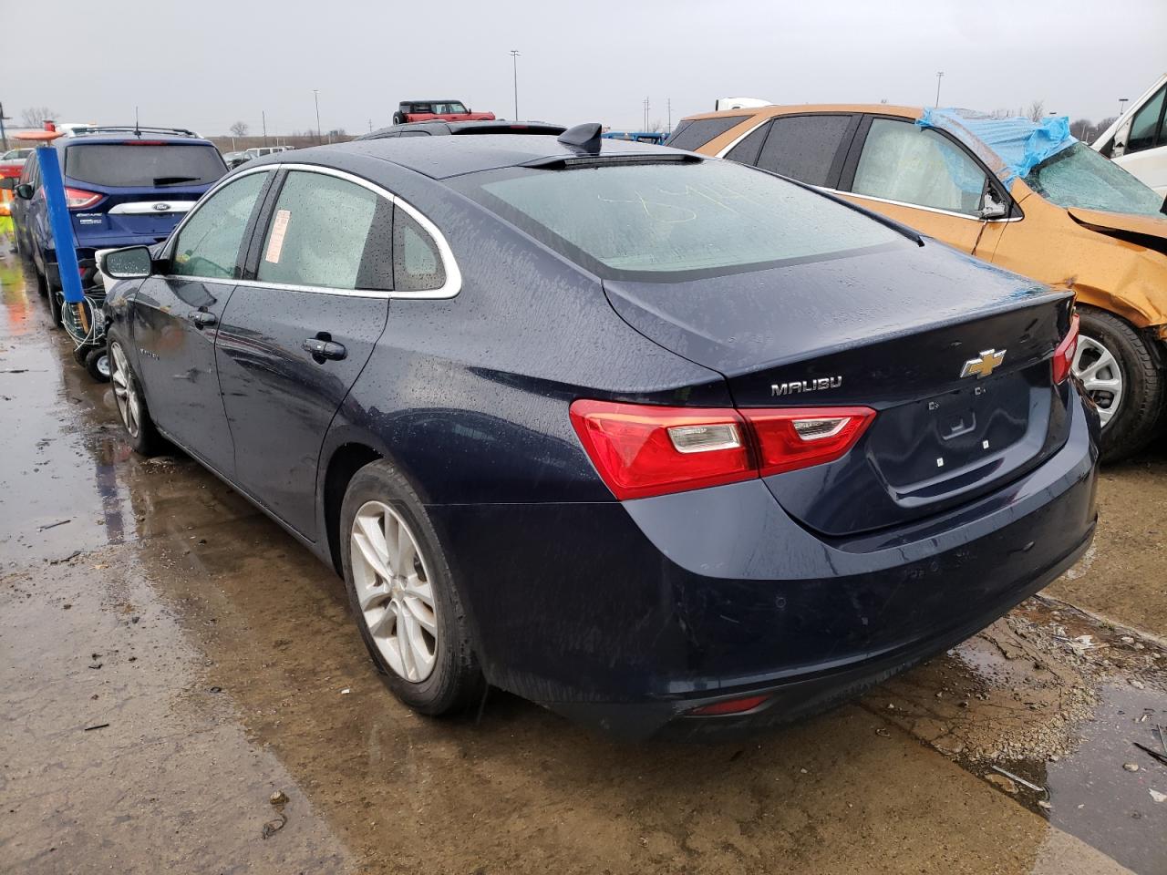 Photo 3 from auction – 2017 CHEVROLET MALIBU LT with VIN 1G1ZE5ST8HF108946