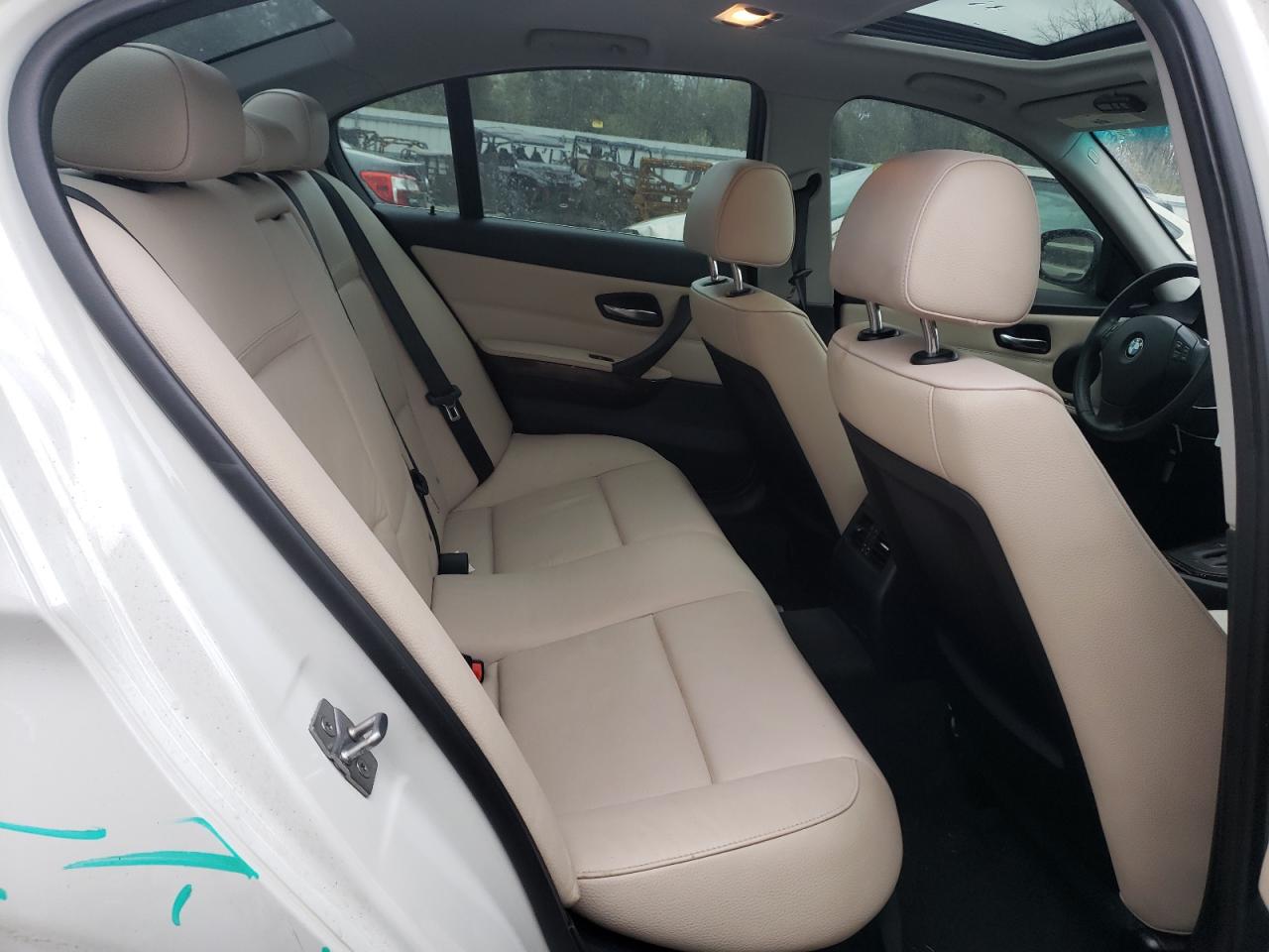 Photo 6 from auction – 2011 BMW 335 I with VIN WBAPM5C58BE577157