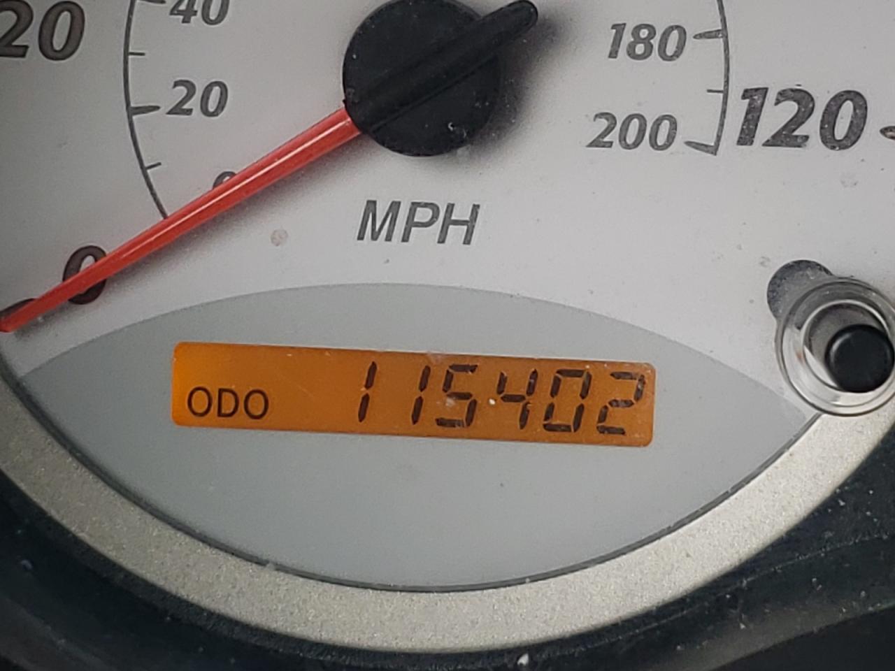 Photo 8 from auction – 2004 TOYOTA RAV4 with VIN JTEHD20V740002926