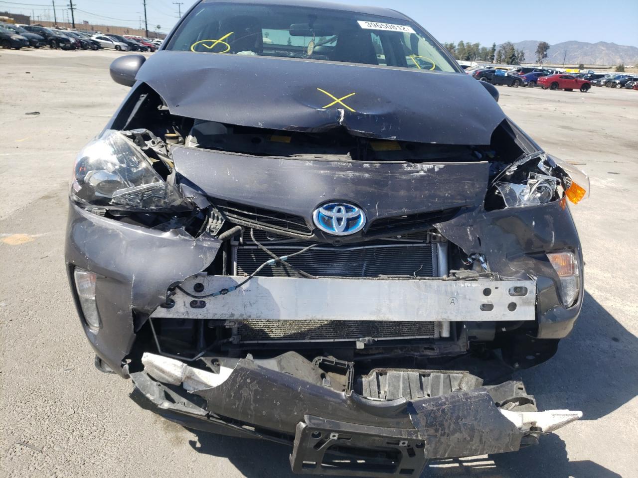 Photo 9 from auction – 2013 TOYOTA PRIUS with VIN JTDKN3DU7D5643799