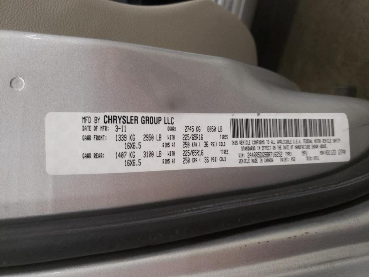 Photo 10 from auction – 2011 CHRYSLER TOWN & COU with VIN 2A4RR5DG5BR716252