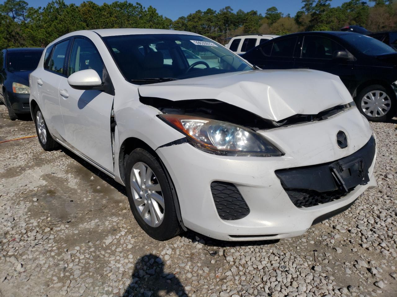 MAZDA 3 I 2012 with VIN JM1BL1L83C1543218 - Photo from auction