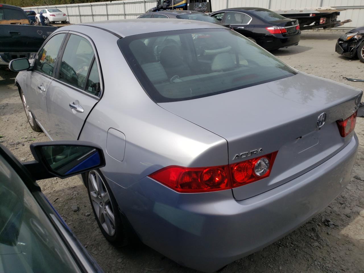 Photo 3 from auction – 2004 ACURA TSX with VIN JH4CL96894C016187