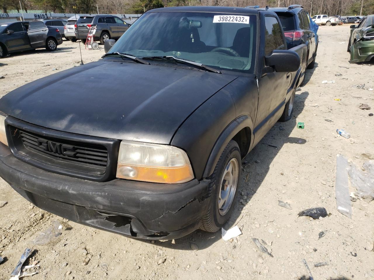 Photo 2 from auction – 1998 GMC SONOMA with VIN 1GTCS1443WK508440